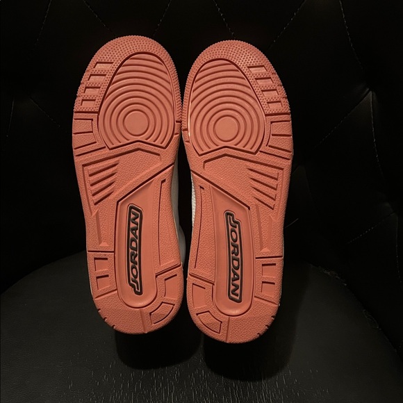 Jordan 3 Retro Big kids Sneakers in White and Pink Vintage Floral. Brand New‼️ - Picture 6 of 11